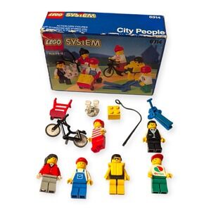 Vintage LEGO System 6314 City People Town Minifigures Set 1992 with Box